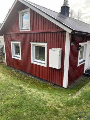 Gävle hel Lägenhet Stuga i 2 plan 28 m2 Centrum 3 Furuvik 9, Gävle